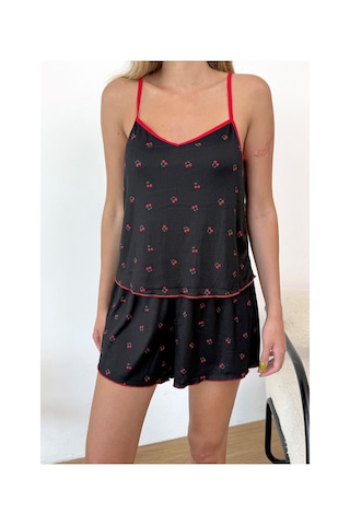 Giysa Kadın Askılı Kiraz Desenli Şortlu Pijama Takımı Siyah - 3300
