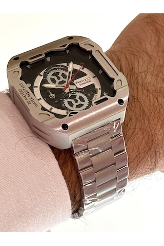 Ferrucci Kare Kadran Silver Renk Fonksiyonları Aktif Takvimli 45mm Kasa Çap Erkek Kol Saati Gümüş
