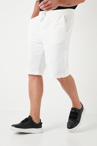 Buratti Belden Bağlamalı Pamuklu Cepli Regular Fit Erkek Short 5908041 Ekru