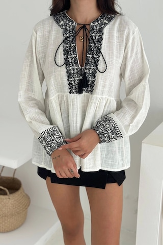 Asprin Fashion Etnik Desenli Bağlamalı Bluz Siyah Siyah