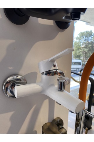 İsaoğlu Yapı Banyo Bataryası Beyaz Banyo Musluğu Mat Beyaz Duş Bataryası Beyaz