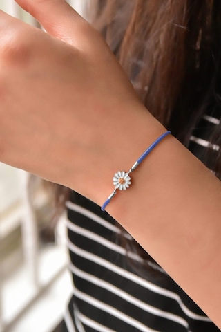 925 Ayar Gümüş Rodyum Kaplama Mavi Ipli Asansörlü Papatya Bileklik