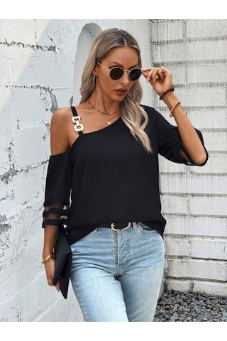 Kadın Askılı Asimetrik Kesim Kol Ve Yaka Kolda Tül Ve Aksesuar Detaylı Janjan Krep Bluz Karışık
