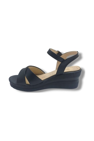 Selfie 4252-26 Cilt Çapraz Bant Dolgu Taban Fashion Kadın Sandalet 6cm Siyah