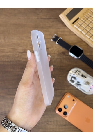 İphone 12 Uyumlu Süper İnce Mat Ultra Thin Silikon Kılıf Beyaz