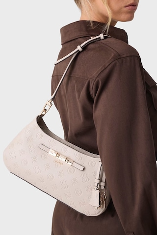Guess Carmella 4g Logolu Omuz Askılı Çanta Hwpd2225180 Kadın Çanta Hwpd22 25180 Bnn Krem