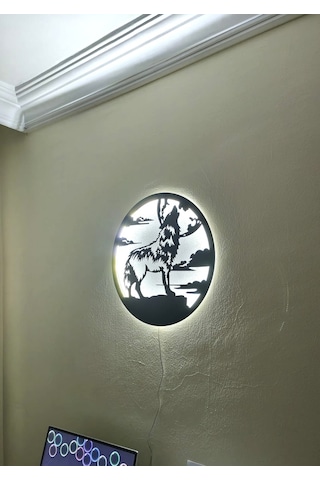 Motto Dekor Lazer Kesim Beyaz Led Işıklı Metal Bozkurt Görselli Duvar Dekoru Duvar Aydınlatması Siyah