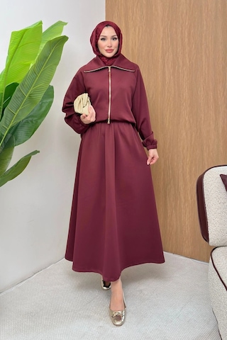 Mihran Butik Velmora Yaka Detaylı Fermuarlı Etekli Kadın İkili Takım Lacivert Mihran Butik Velmora Yaka Detaylı Fermuarlı Etekli Kadın İkili Takım Lacivert