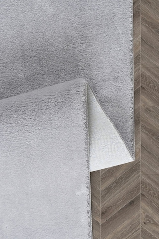 Comfort Oval Overloklu Peluş Halı Gri Gri Düz Saçaklı