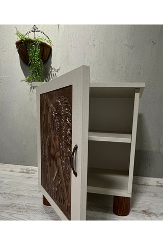 Aiyana Rüzgarla Konuşan Kadının Hikayesi Ahşap Oyma Komodin