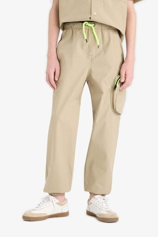 DeFacto Erkek Çocuk Kargo Cepli Jogger Paça Paraşüt Pantolon E1556A825SMKH271