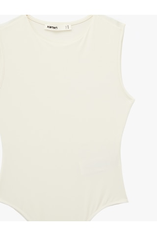 Koton Slim Fit Bisiklet Yaka Kolsuz Bodysuit Ekru 6sak10103ek