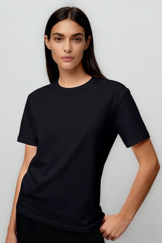 Lacivert O Yaka Standart Fit Basic Kadın T-shirt - 97311 Lacivert