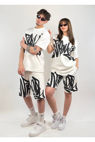 Zaee Street Graffiti Oversize Şort Takım Beyaz Zaee Street Graffiti Oversize Şort Takım Beyaz