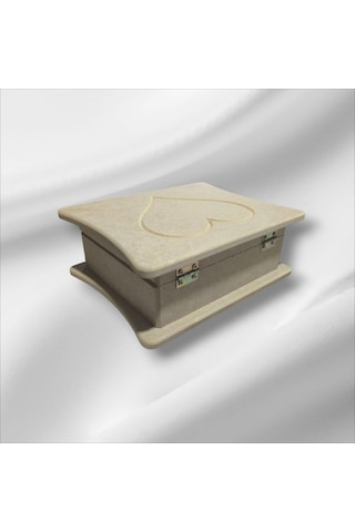 Ahşap Boaynabilir Kalp İşlemeli Çok Amaçlı Kutu