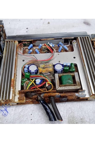 Pioneer GM-004 Oto Stereo Amfi 25w+25w (Arızalı)