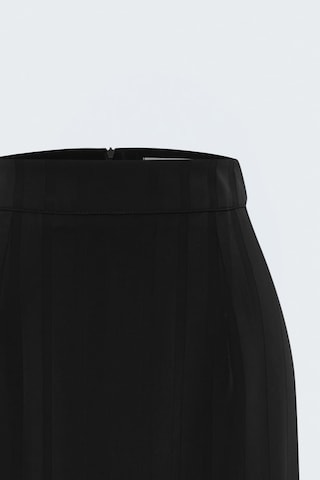 Sateen Çizgili Maxi Boy Etek - Siyah-138052