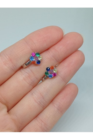 925 Ayar Gümüş Rengârenk Taşlı Çiçek Model Küpe Canlı Ve Neşeli Tasarım Gümüş