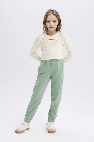 DeFacto Kız Çocuk Kargo Cepli Beli Paçası Lastikli Jogger Eşofman Altı D2872A824WNGN1125 Yeşil