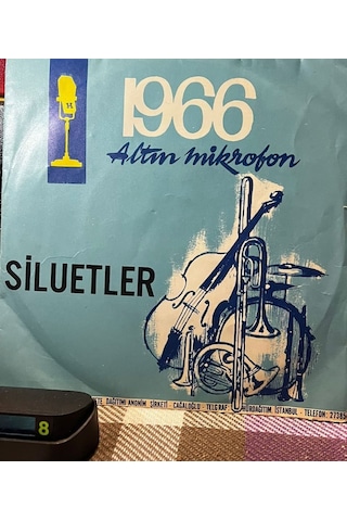 Silüetler Lorke Lorke / Dede Efendi 66 Yine Bir Gülnihal 1966 Altın Mikrofon 45'lik Plak