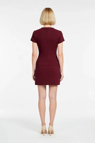 Benerly Kadın Mini Elbise Bisiklet Yaka Kısa Kollu Kemerli Bodycon Kesim Bordo