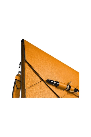 Montblanc Orta Boy Zarf Kapaklı Defter Kılıfı 137161 Sarı