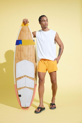 DeFactoFit Andy Baskılı Esnek Dokulu Kısa Boy Sporcu Deniz Şortu B5987AX25HSOG177