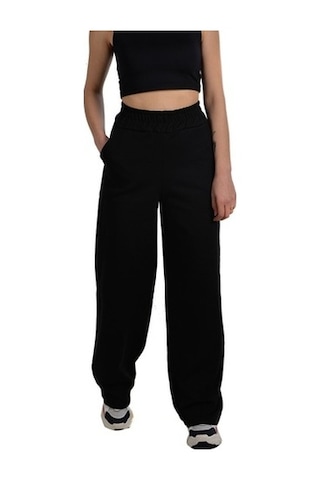 Kadın Siyah Yüksek Bel Bol Kesim Eşofman Altı Siyah