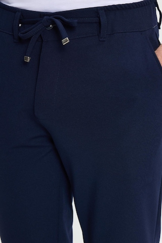 Tudors Erkek Slim Fit Dar Kesim Beli Lastikli Bağcık Detaylı Lacivert Pantolon-41666