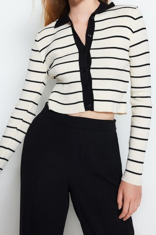 Ersefa Kadın Modern Tarz Slim Polo Yaka Crop Triko Hırka Siyah