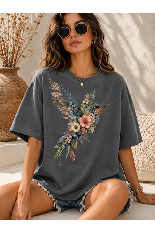 Velaura Studio Çiçekli Kuş Kadın T-shirt Açık Füme Velaura Studio Çiçekli Kuş Kadın T-shirt Açık Füme