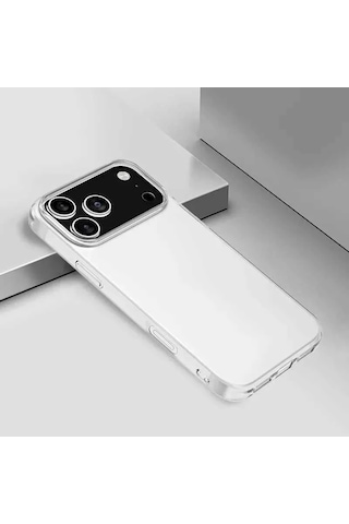 Apple Uyumlu iPhone 17 Pro Şeffaf Kılıf Silikon Ve Esnek Seffaf