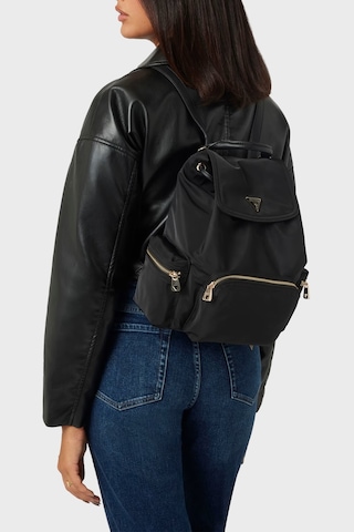 Guess Bayan Sırt Çantası Hweyg8 39532 Bla Siyah Siyah