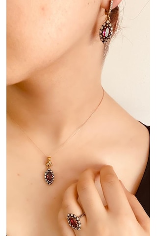 Kırmızı Safir Taşlı 925 Ayar Gümüş Üçlü Otantik Set Takı