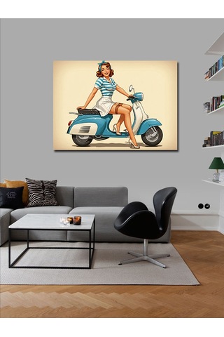 Kanvas Tablo Scooter Kızı Yolculukta
