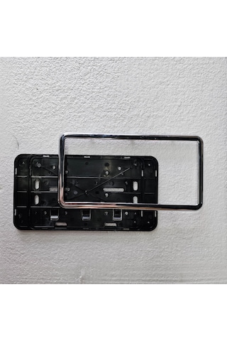 Kare Plakalık Otomobil Uyumlu Krom Plastik 32x17cm