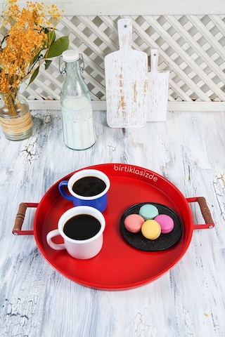 Kitchen Trend Galvaniz Yuvarlak 37 Cm Ahşap Kulplu Kırmızı Tepsi