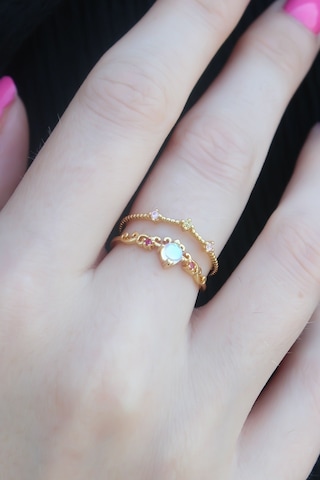Zirkon Taşlı Taç Model Kadın Yüzük Gold Renk Çok Renkli
