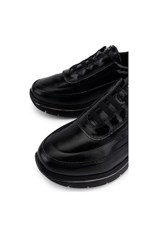 Tamer Tanca Kadın Hakiki Deri Siyah Kırışık Rugan Sneakers & Spor Ayakkabı 298 3215 Bn Ayk Y26 Sıyah Krsk Rgn