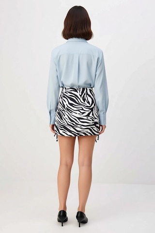 Benerly Kadın Mini Sarong Etek Zebra Desenli Boncuk Detaylı Anvelop Kapam Çok Renkli