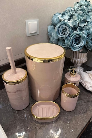 Makri Home Banyo Seti 5'li,akrilik-çöpkovası,wc Fırçalık,sıvı Sabunluk,diş Fırçalık,el Sabunluk,gold Renk Detay Somon
