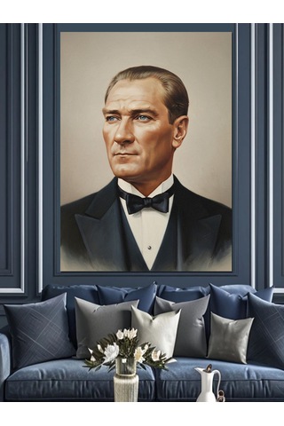 Takım Elbiseli Atatürk Portresi Dekoratif Kanvas - Mdf Ahşap Tablo