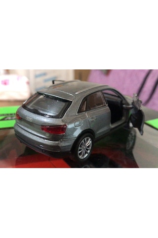 Oyuncak Model Metal Araba 1/36 Çek Bırak Gri Audi Q3 Jeep