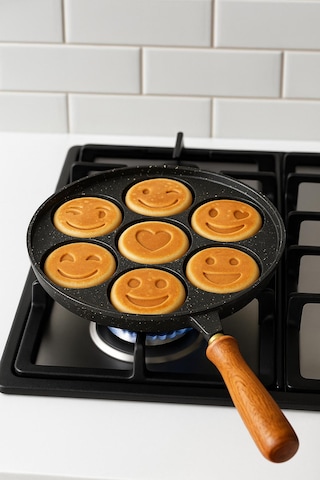 Emoji Krep Tavası - 26 Cm-döküm Granit-ahsap Saplı Siyah