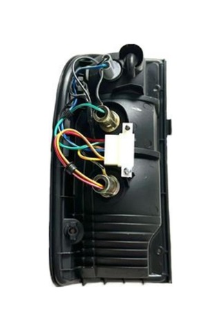 Stop Lambası Duylu Toyota Hılux 2002-2005 Sağ