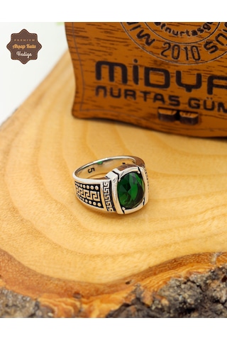 Zümrüt Taşlı Artuklu Model 925 Ayar Gümüş Çocuk Yüzüğü 201025331 Gümüş