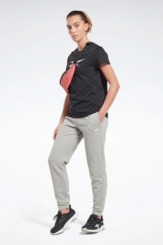 Reebok Te Graphic Tee - Vector Siyah Kadın Kısa Kol T-shirt 000000000101482075 Siyah