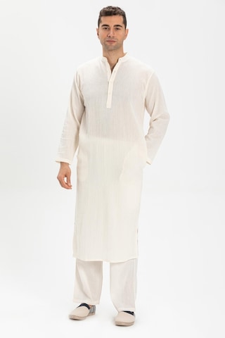 Uzun Kol Şile Bezi Erkek Hac ve Umre Elbisesi Krem