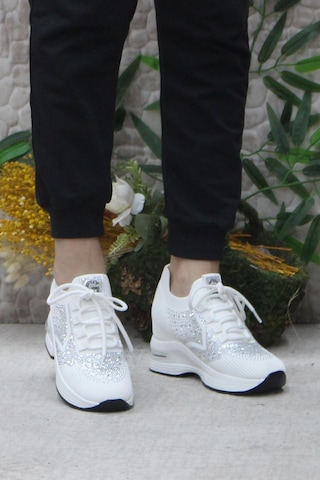 Fort Guja 24k304 Beyaz Taş Detaylı Kalın Taban Sneaker Kadın Ayakkabı 001