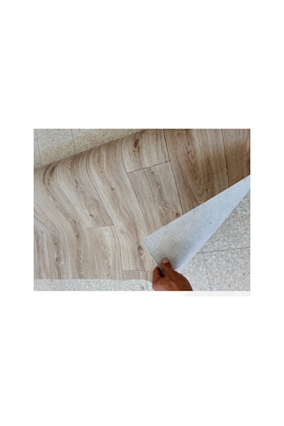 En 150 Cm Pvc Açık Ceviz Renk Zemin Muşambası Mineflo Parkedesen Yer Muşambası Kahverengi